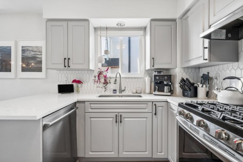 3616 Georgia Street E, Vancouver, BC 