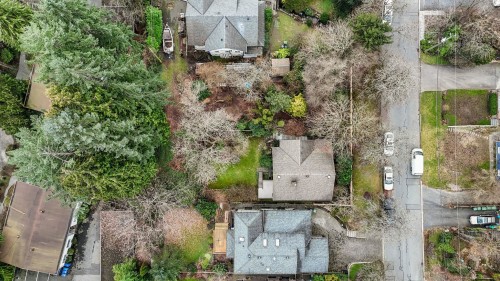 163 Kings Road E, North Vancouver, BC 