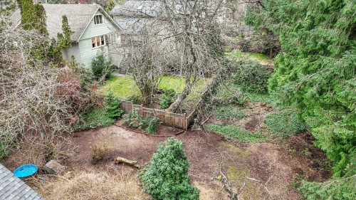 163 Kings Road E, North Vancouver, BC 