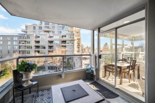 409-9232 University Crescent, Burnaby, BC 