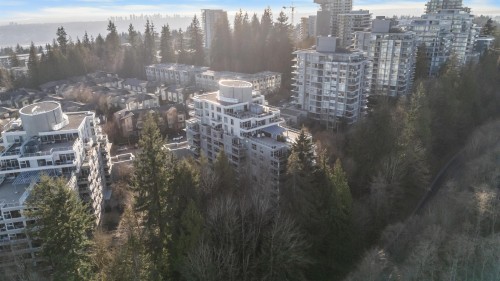 409-9232 University Crescent, Burnaby, BC 