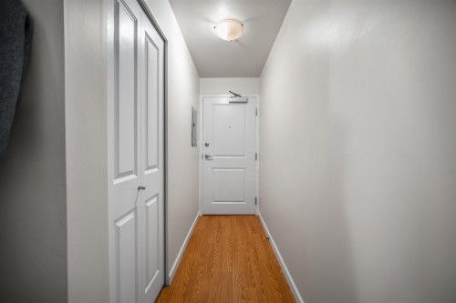 409-9232 University Crescent, Burnaby, BC 