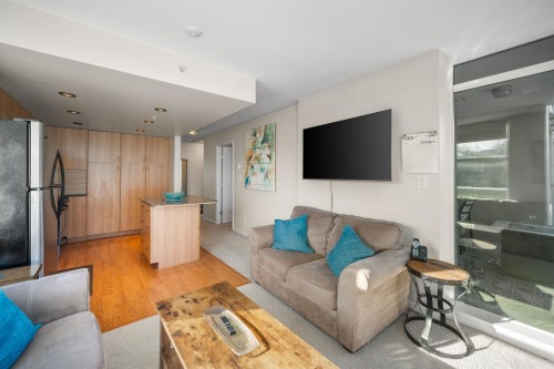 409-9232 University Crescent, Burnaby, BC 