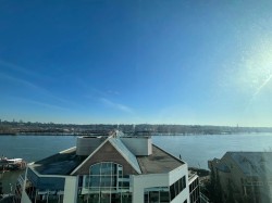 811-988 Quayside Drive  New Westminster, BC V3M 0L5