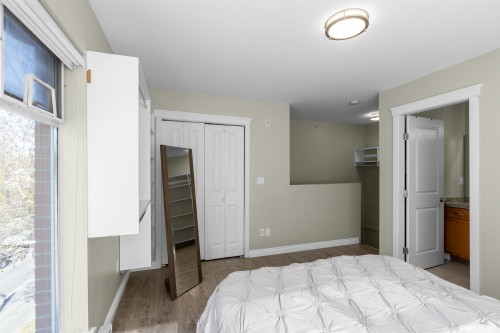 999 20Th Avenue W, Vancouver, BC 