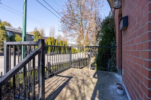 999 20Th Avenue W, Vancouver, BC 