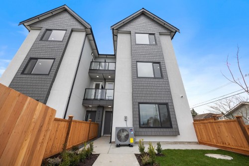 1-6639 Acacia Avenue, Burnaby, BC 