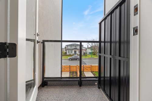 1-6639 Acacia Avenue, Burnaby, BC 