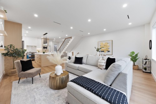 1-6639 Acacia Avenue, Burnaby, BC 