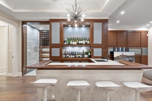 3708 35Th Avenue W, Vancouver, BC 