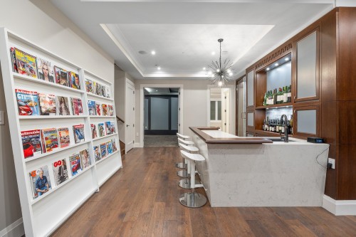 3708 35Th Avenue W, Vancouver, BC 