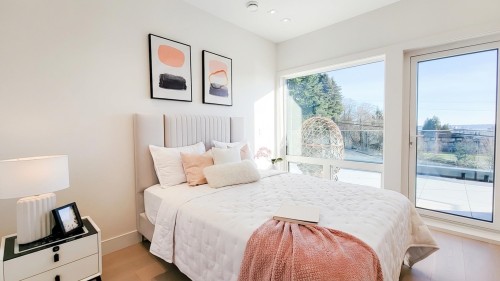 2141 Jefferson Avenue, West Vancouver, BC 