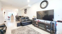 72-24108 104 Avenue  Maple Ridge, BC V2W 0J5