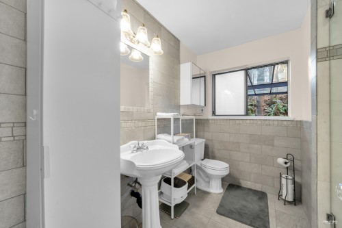 210 Nelson Street, Coquitlam, BC 