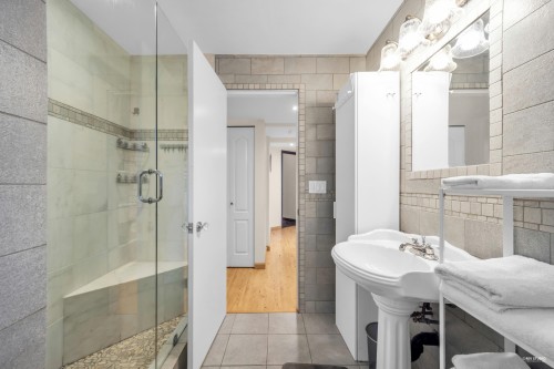 210 Nelson Street, Coquitlam, BC 