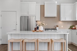 39212 Cardinal Drive  Squamish, BC V8B 0V3