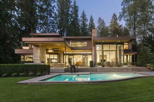 2998 Rosebery Avenue, West Vancouver, BC 