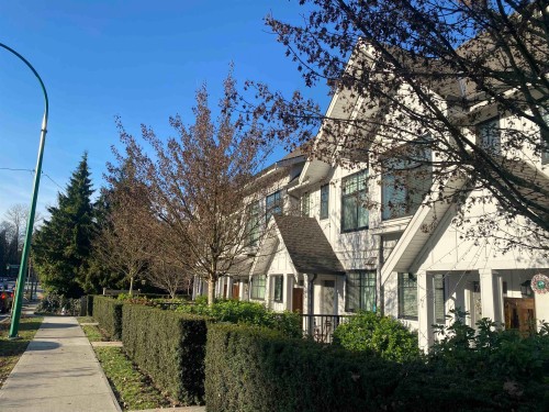 7-5122 Canada Way, Burnaby, BC 