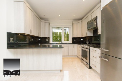 550 Stevens Drive, West Vancouver, BC 