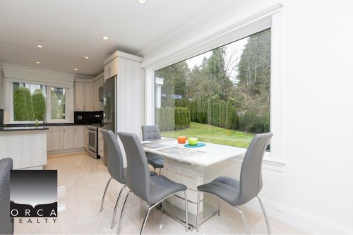 550 Stevens Drive, West Vancouver, BC 