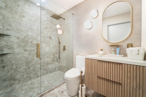 1031 Jay Crescent, Squamish, BC 