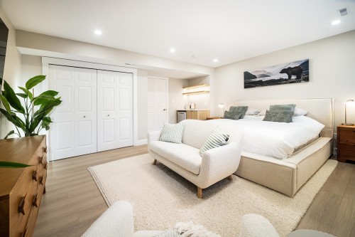 1031 Jay Crescent, Squamish, BC 