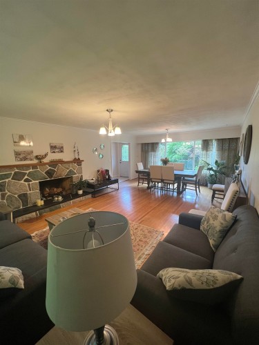 635 King Georges Way, West Vancouver, BC 