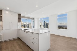 2909-6468 Willingdon Avenue  Burnaby, BC V5H 0L3