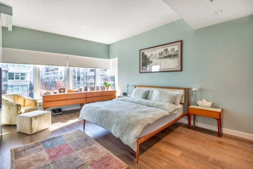 504-181 Athletes Way, Vancouver, BC 