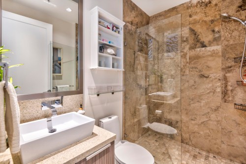 504-181 Athletes Way, Vancouver, BC 