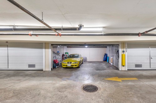 504-181 Athletes Way, Vancouver, BC 