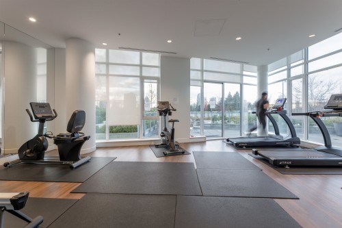 301-7788 18Th Street, Burnaby, BC 