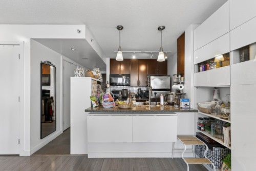 2309-688 Abbott Street, Vancouver, BC 