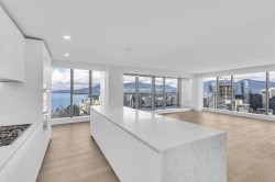 5003-1480 Howe Street  Vancouver, BC V6Z 1R8