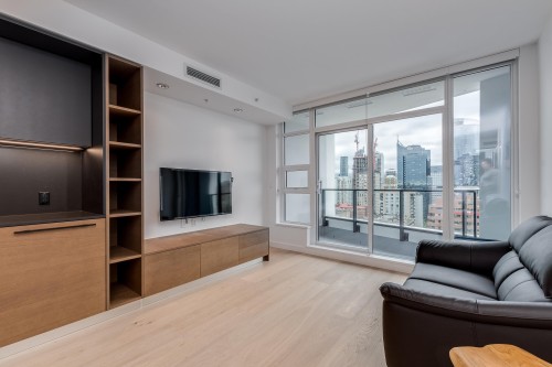 2106-1289 Hornby Street , Vancouver, BC V6Z 0G7 5