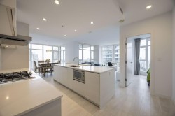 3606-4670 Assembly Way  Burnaby, BC V5H 0H3