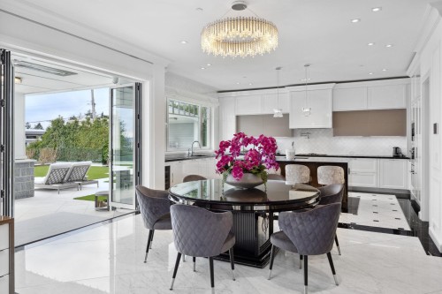 2531 Nelson Avenue, West Vancouver, BC 