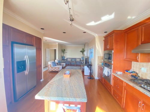 2272 Ottawa Avenue, West Vancouver, BC 