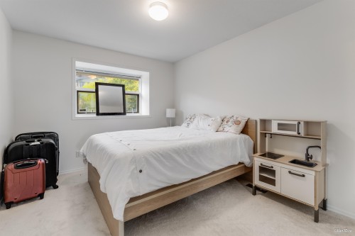 2272 Ottawa Avenue, West Vancouver, BC 