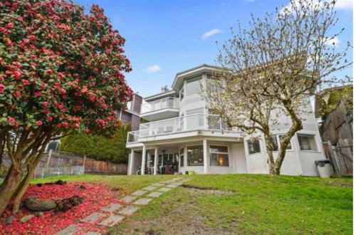 2272 Ottawa Avenue, West Vancouver, BC 