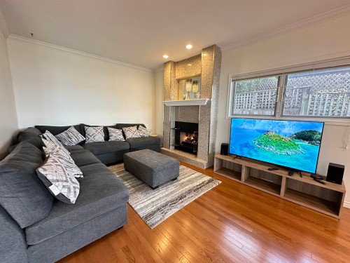2272 Ottawa Avenue, West Vancouver, BC 