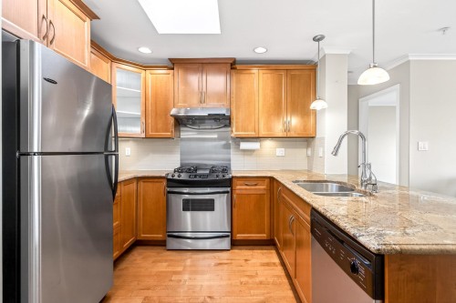 406-2103 45Th Avenue W, Vancouver, BC 