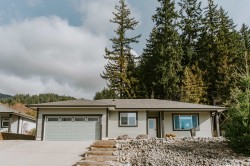 6222 Sitka Road  Sechelt, BC V7Z 0L3