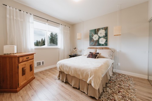 6222 Sitka Road, Sechelt, BC 