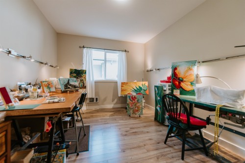 6222 Sitka Road, Sechelt, BC 