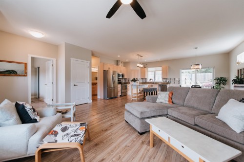6222 Sitka Road, Sechelt, BC 