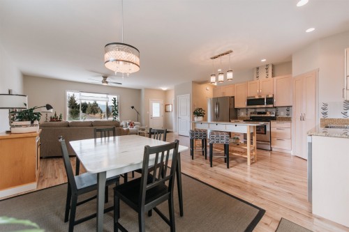 6222 Sitka Road, Sechelt, BC 