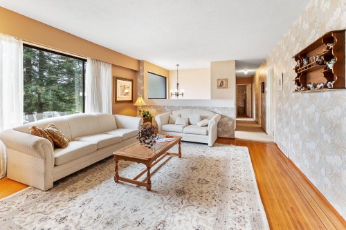 1626 Oughton Drive, Port Coquitlam, BC 