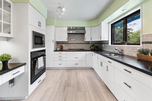 1626 Oughton Drive, Port Coquitlam, BC 