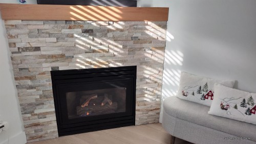 2-1233 16Th Street W, North Vancouver, BC 